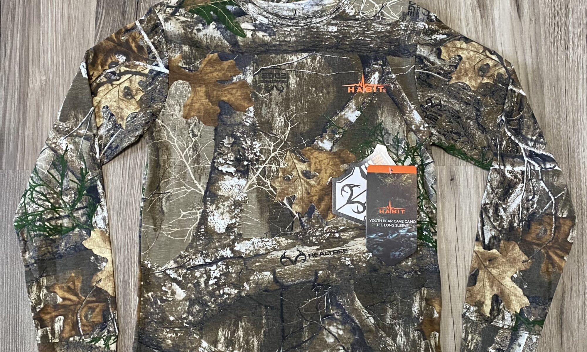 HABIT Youth Bear Cave Long Sleeve Camo Tee | River Rats Trapping Supplies